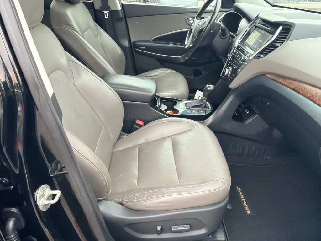 2018 Hyundai Santa Fe Image 10