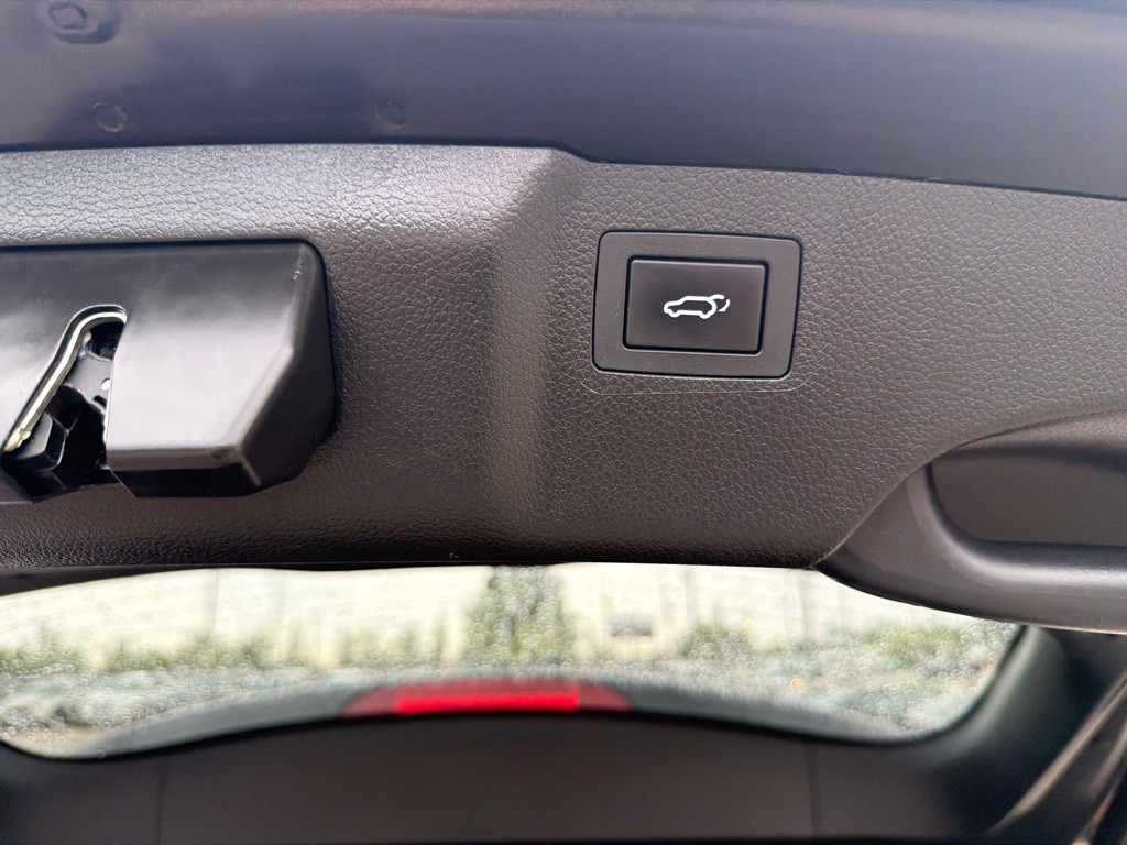 2018 Hyundai Santa Fe Image 14