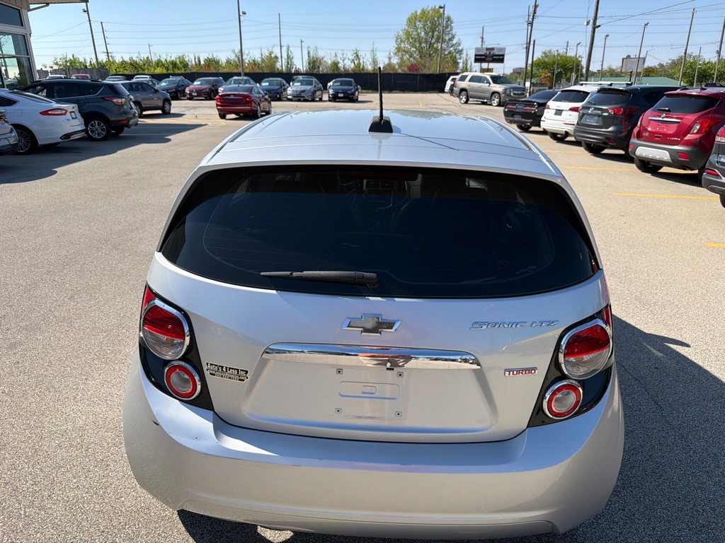 2015 Chevrolet Sonic Image 18
