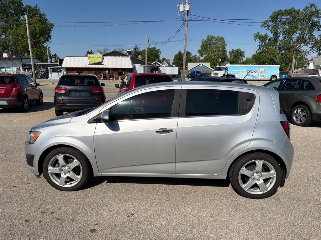 2015 Chevrolet Sonic Image 5