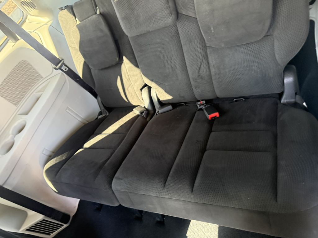 2015 Dodge Grand Caravan Image 16