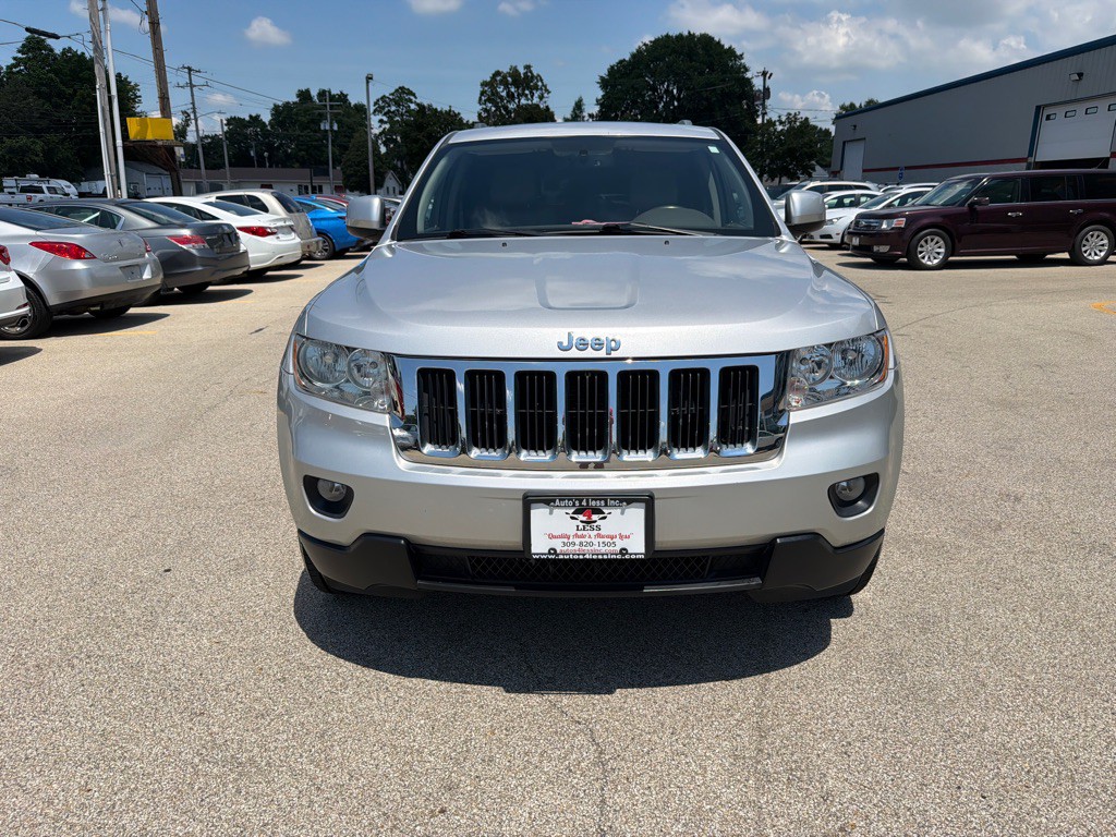 2011 Jeep Grand Cherokee Image 3