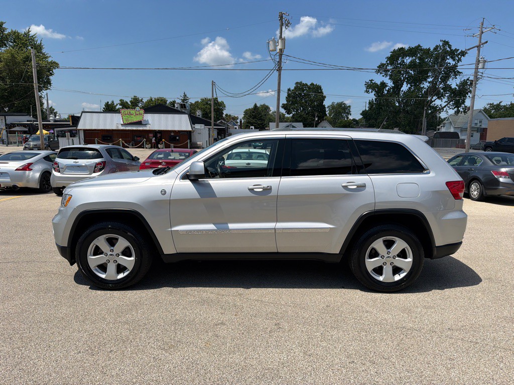 2011 Jeep Grand Cherokee Image 5