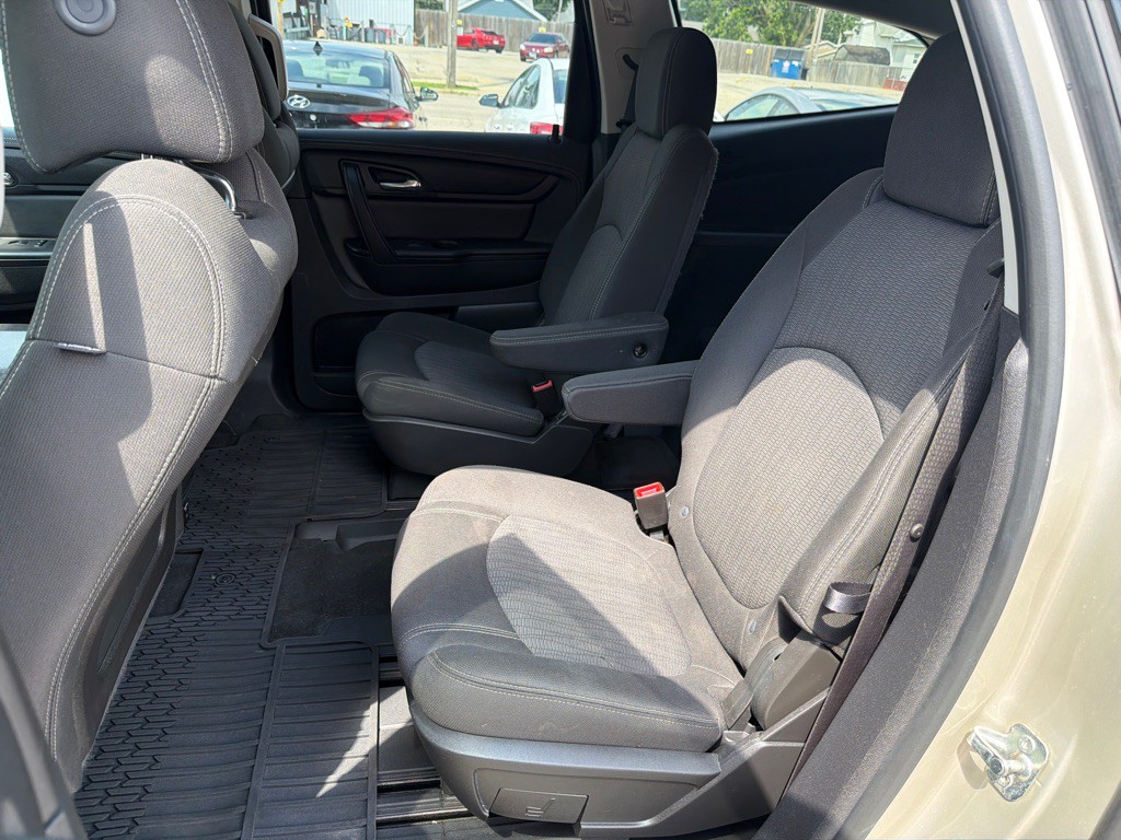 2016 Chevrolet Traverse Image 12