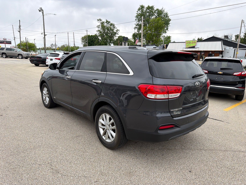 2016 Kia Sorento Image 6