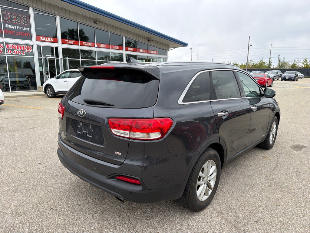 2016 Kia Sorento Image 8