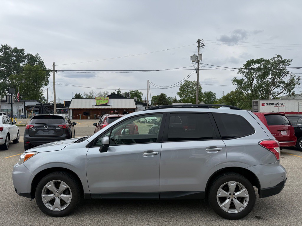 2016 Subaru Forester Image 5