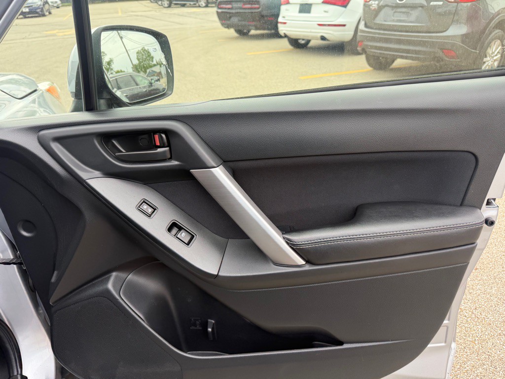 2016 Subaru Forester Image 22