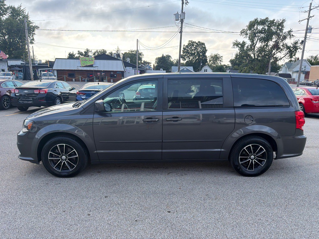 2017 Dodge Grand Caravan Image 5