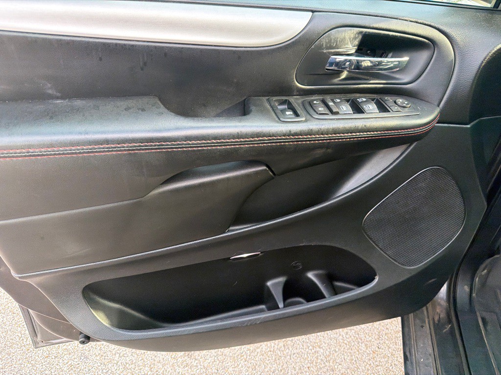 2017 Dodge Grand Caravan Image 15