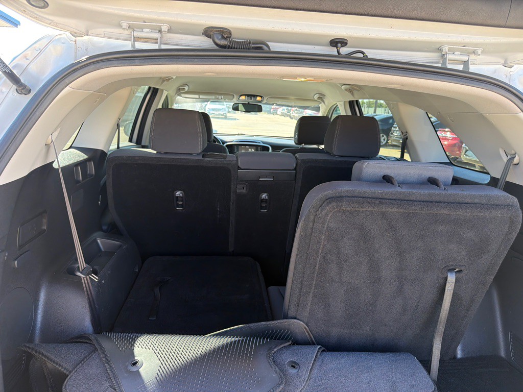 2017 Kia Sorento Image 11