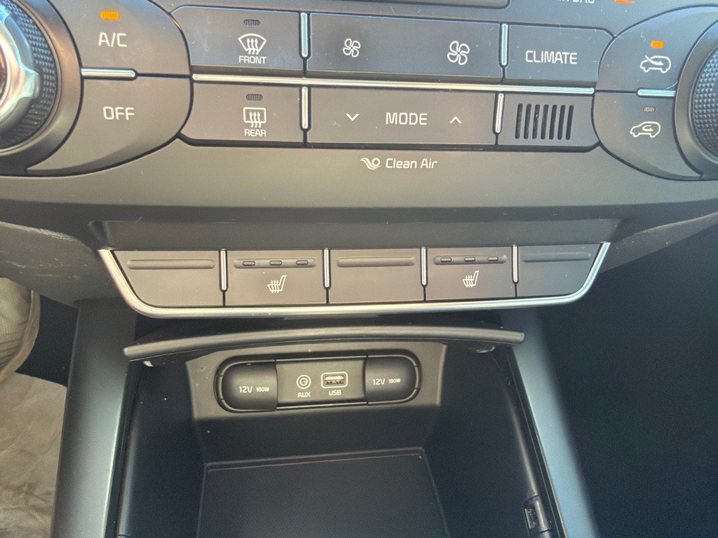 2017 Kia Sorento Image 19