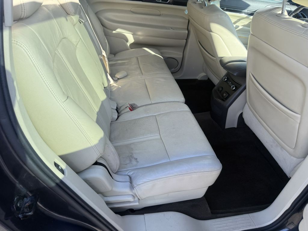 2014 Lincoln MKT Image 15