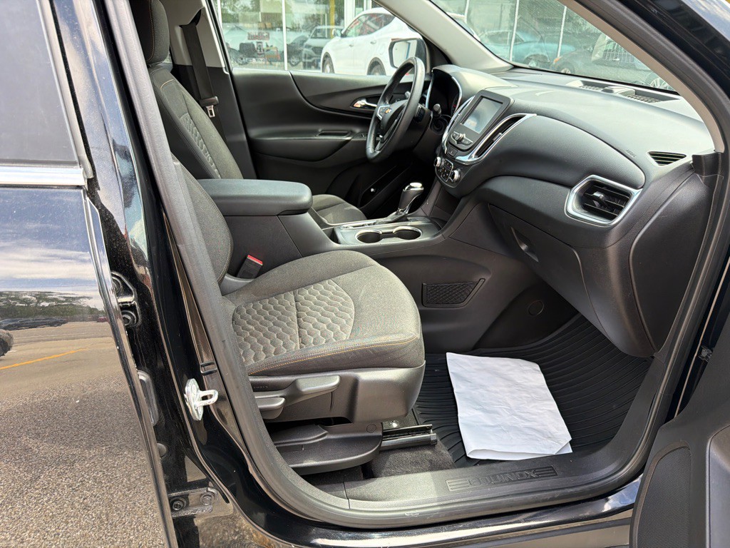 2018 Chevrolet Equinox Image 9
