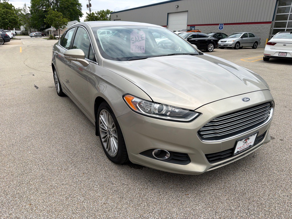 2015 Ford Fusion Image 2