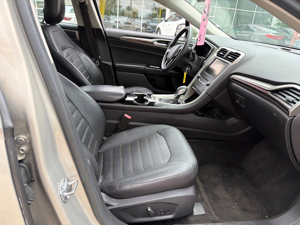 2015 Ford Fusion Image 8
