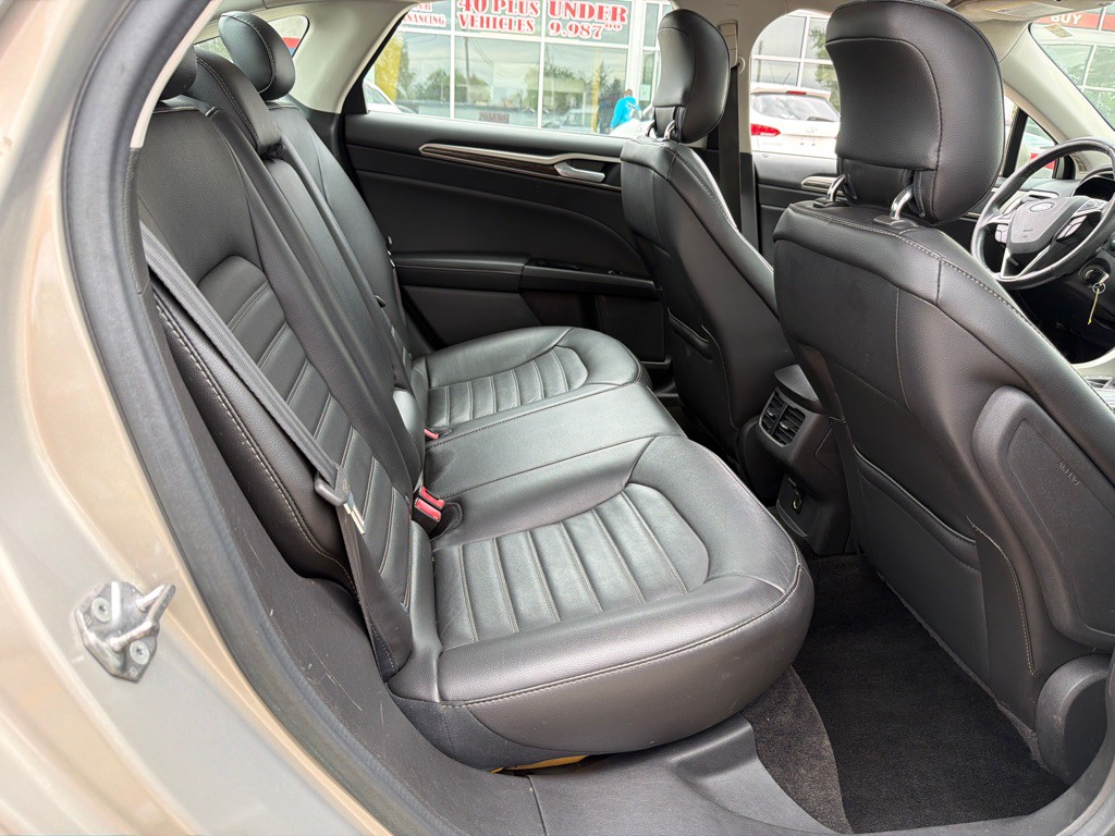 2015 Ford Fusion Image 9