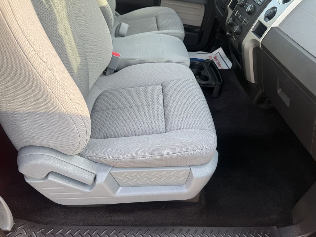 2012 Ford F-150 Image 17