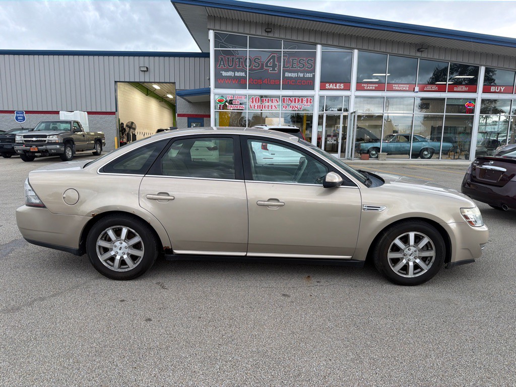 2008 Ford Taurus Image 1