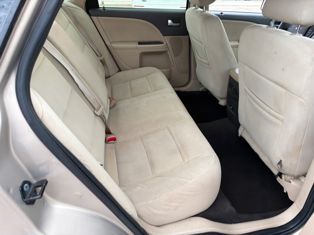 2008 Ford Taurus Image 9