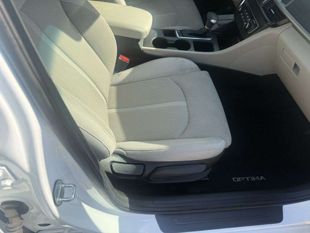 2017 Kia Optima Image 19