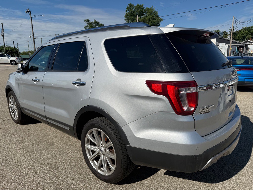 2016 Ford Explorer Image 6