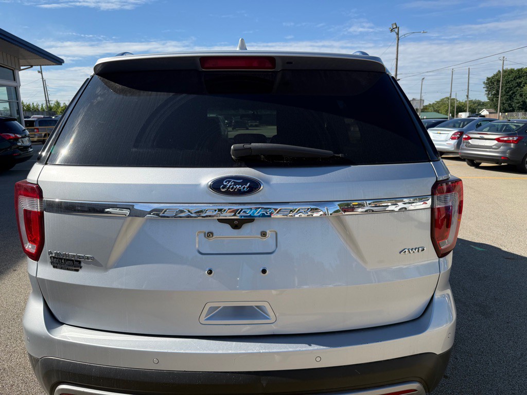 2016 Ford Explorer Image 7