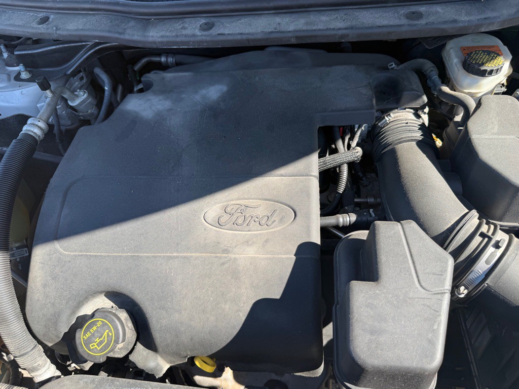 2016 Ford Explorer Image 25
