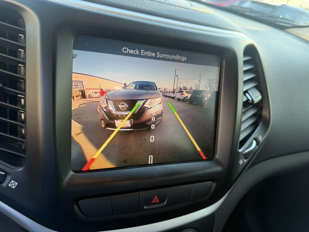 2014 Jeep Cherokee Image 11