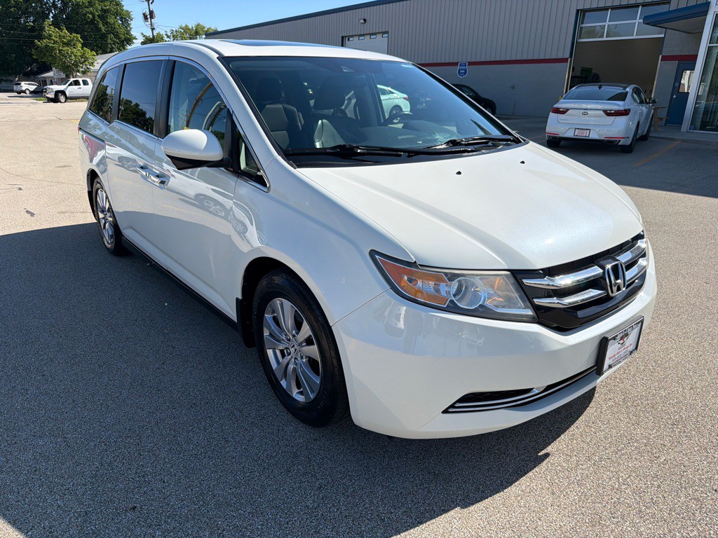 2014 Honda Odyssey Image 2