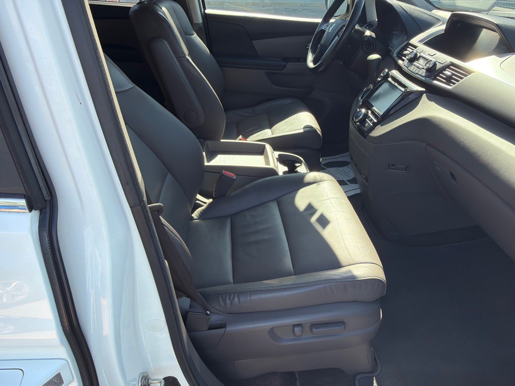 2014 Honda Odyssey Image 9