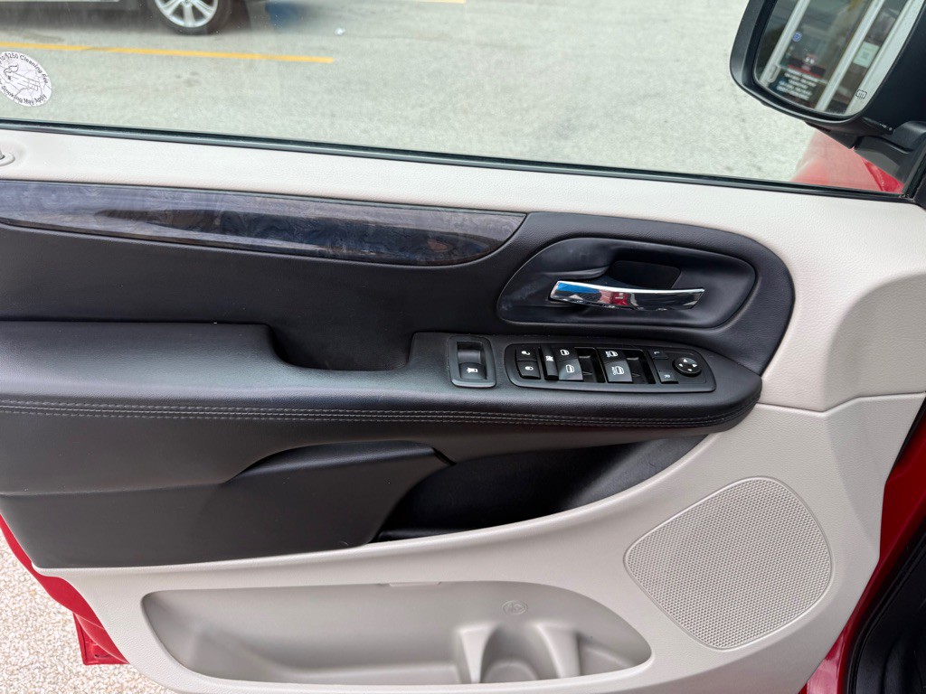 2014 Dodge Grand Caravan Image 9