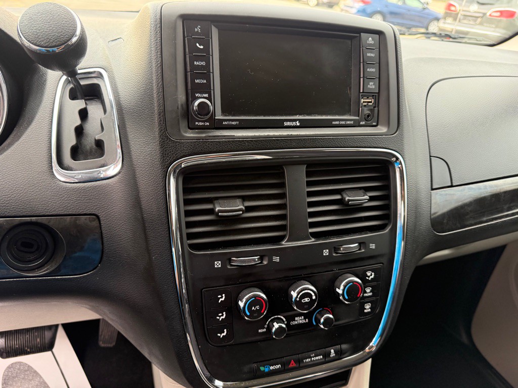 2014 Dodge Grand Caravan Image 13