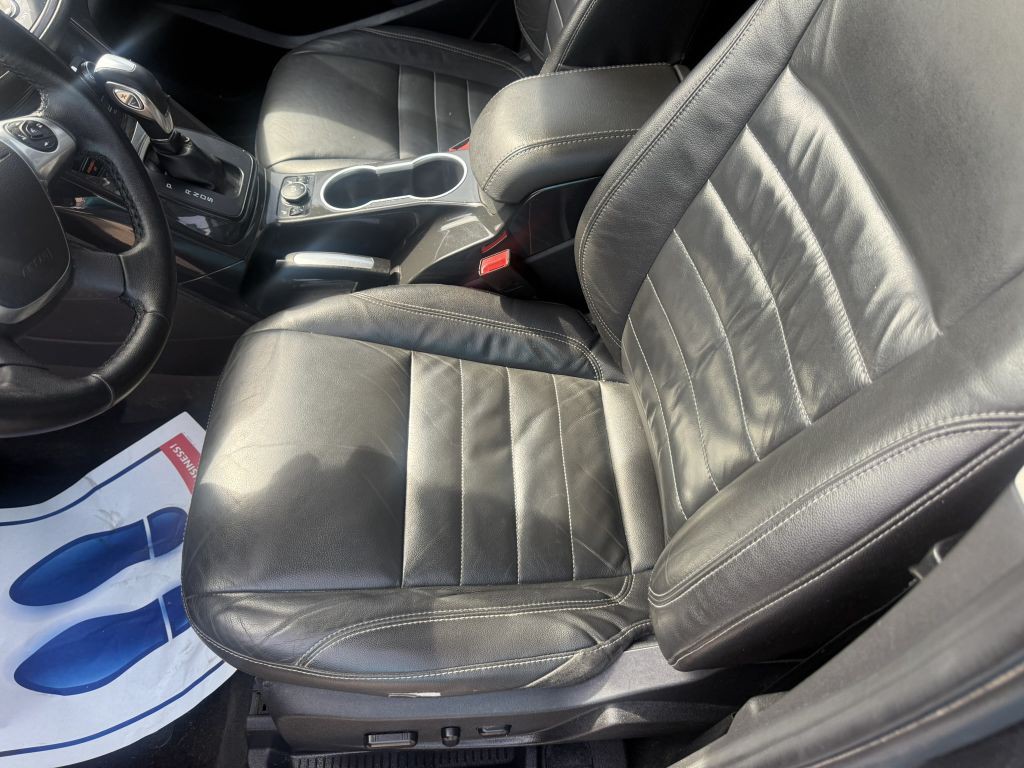 2015 Ford Escape Image 10