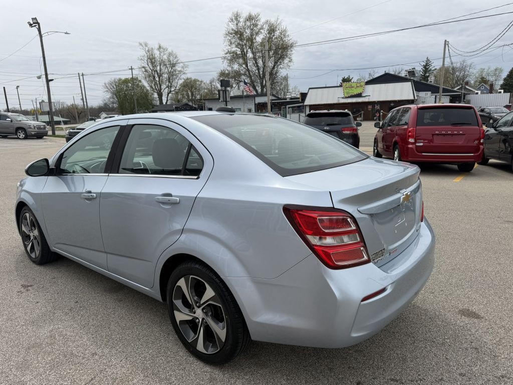 2017 Chevrolet Sonic Image 6
