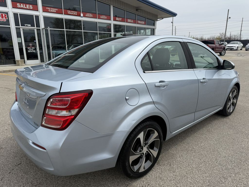 2017 Chevrolet Sonic Image 8
