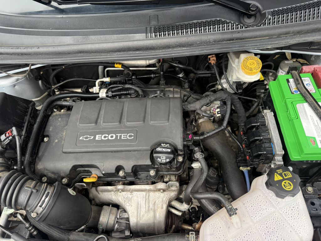 2017 Chevrolet Sonic Image 24