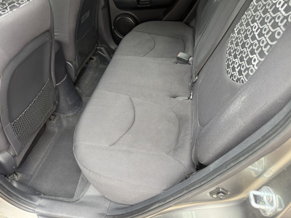 2011 Kia Soul Image 18
