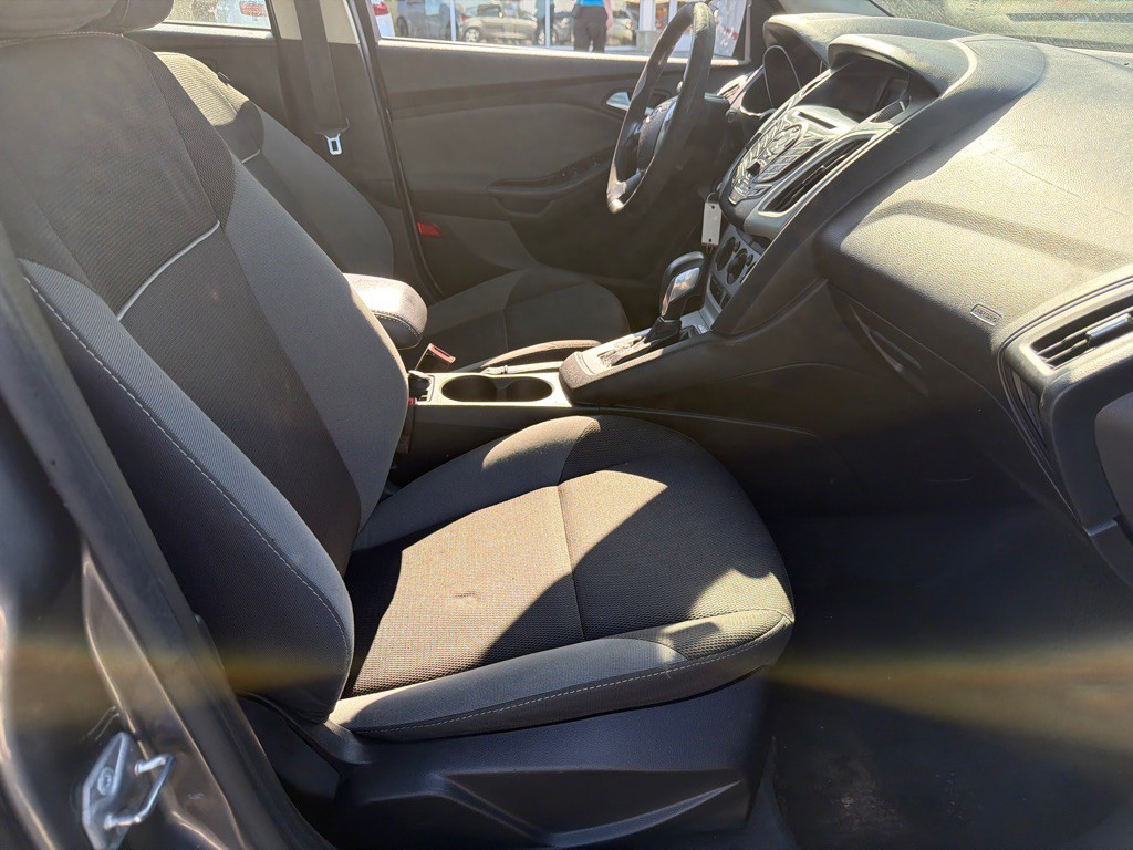 2014 Ford Focus Image 10