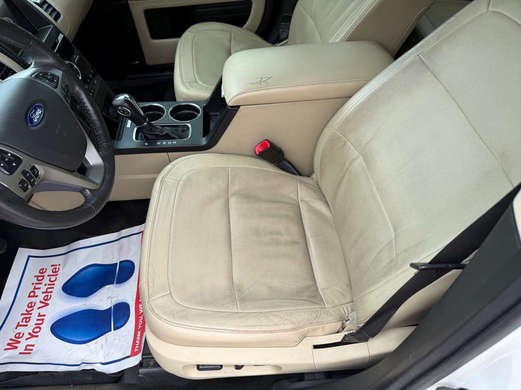 2016 Ford Flex Image 10