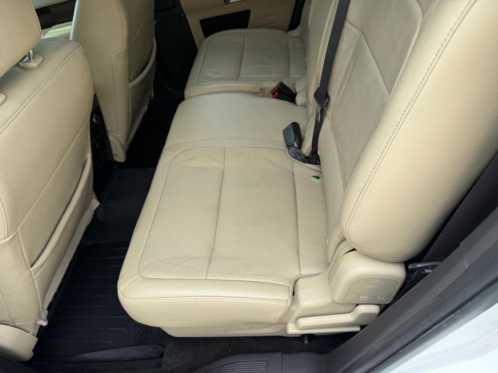 2016 Ford Flex Image 17