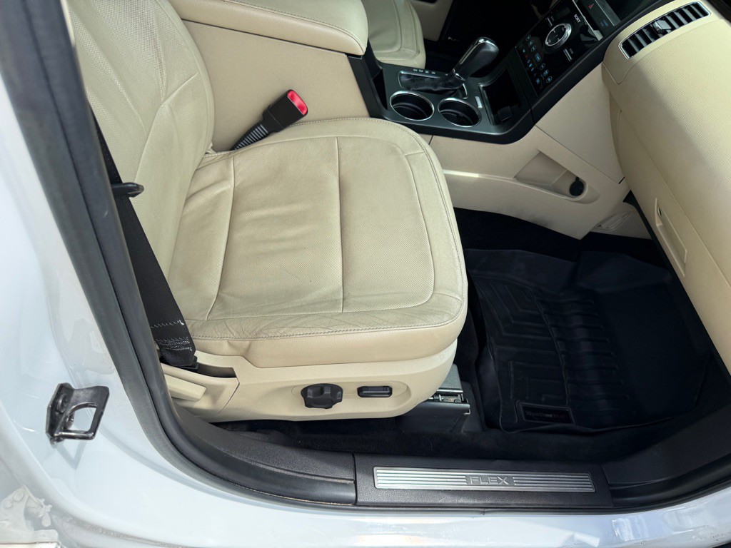2016 Ford Flex Image 23