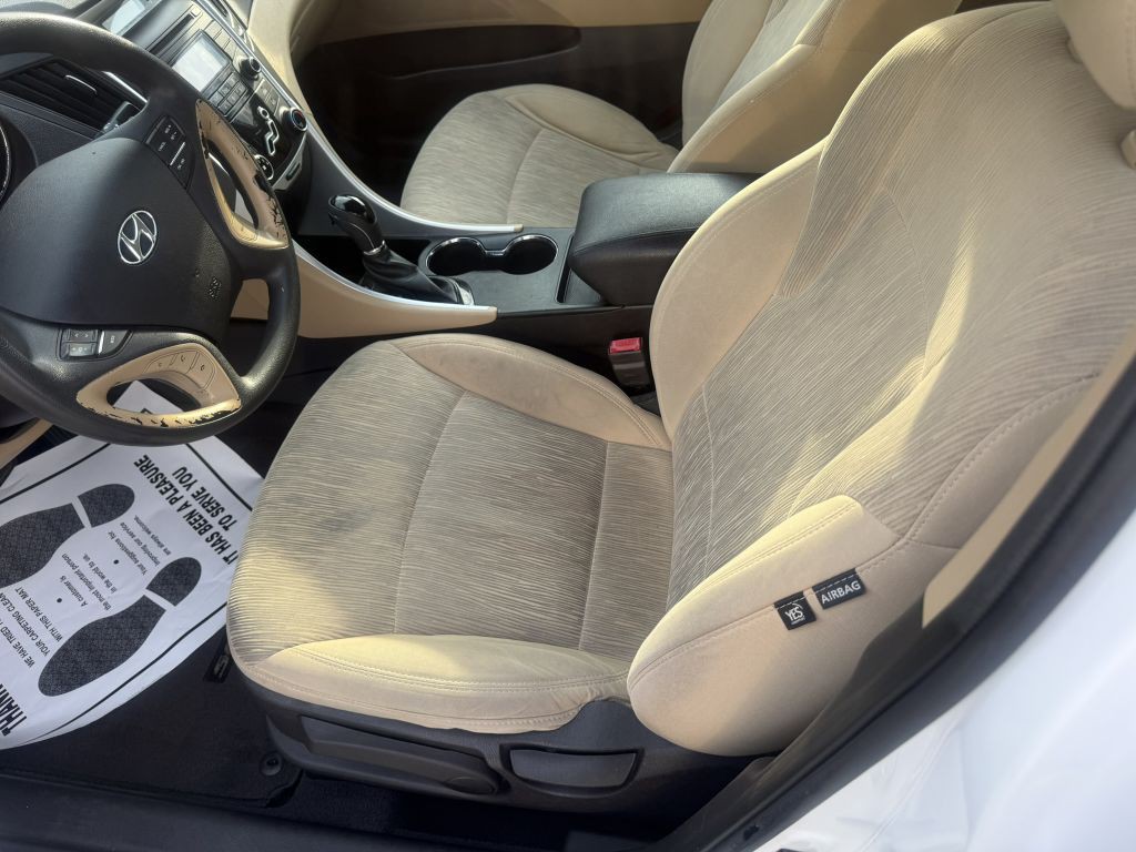 2013 Hyundai Sonata Image 7