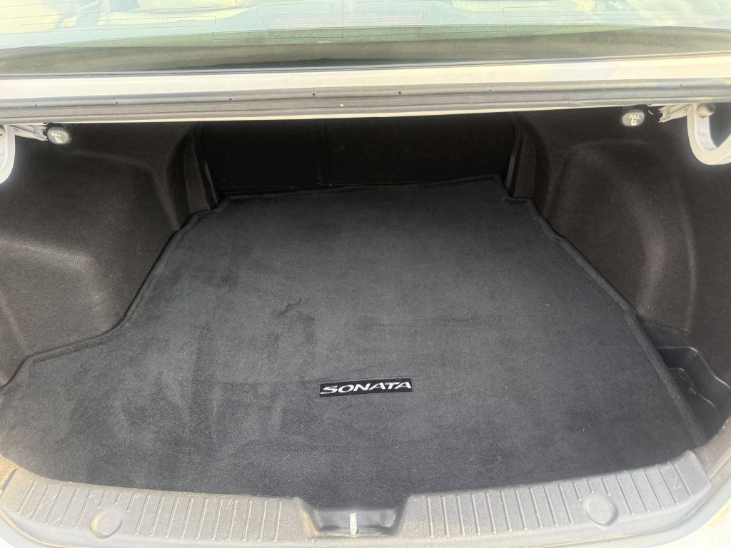 2013 Hyundai Sonata Image 12