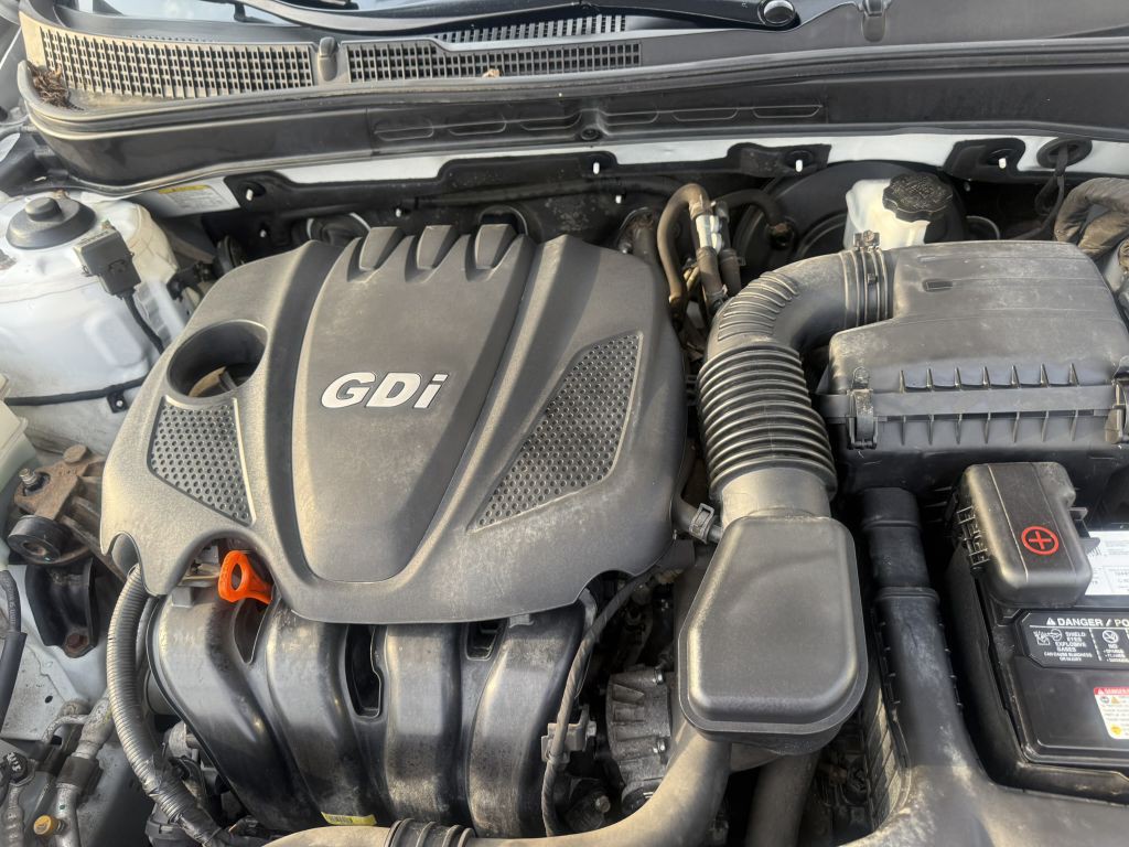 2013 Hyundai Sonata Image 17