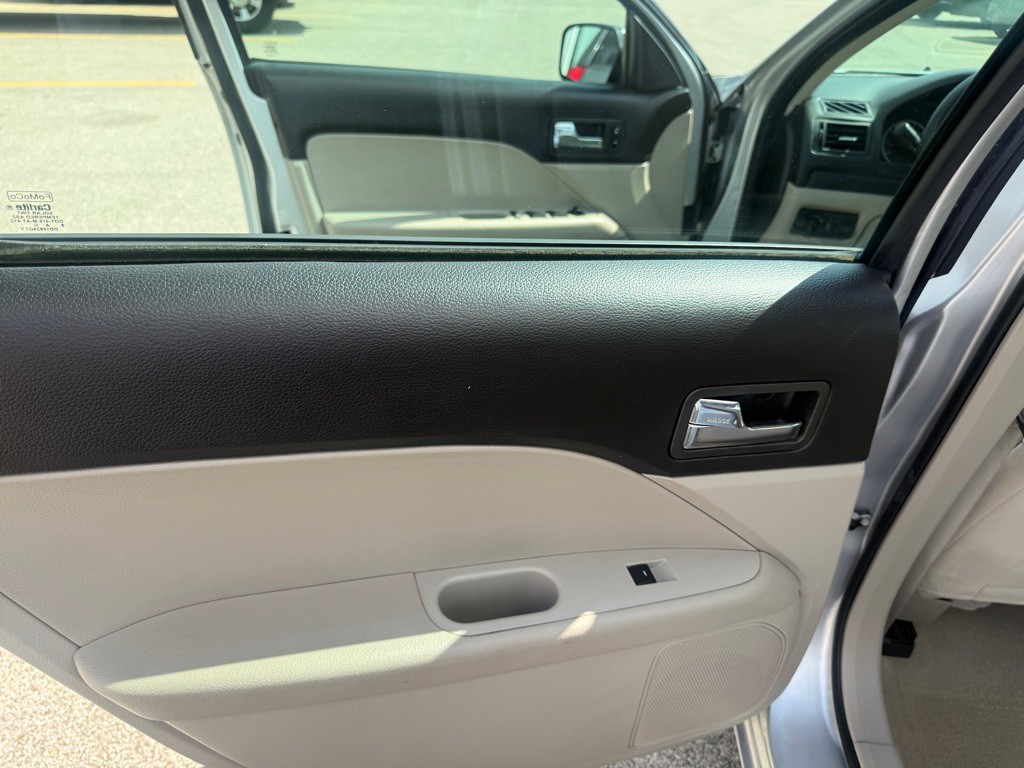 2009 Ford Fusion Image 12