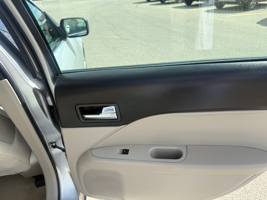 2009 Ford Fusion Image 14