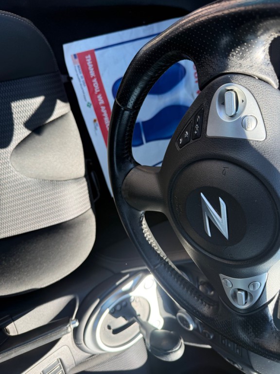 2015 Nissan 370Z Image 11