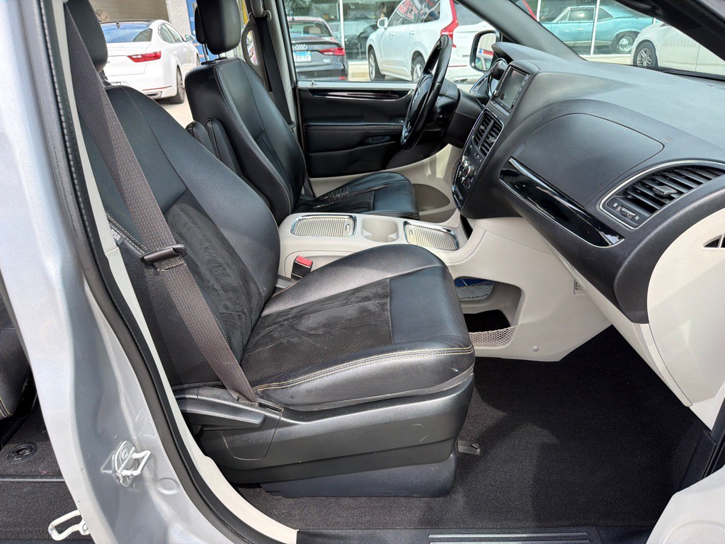 2018 Dodge Grand Caravan Image 10