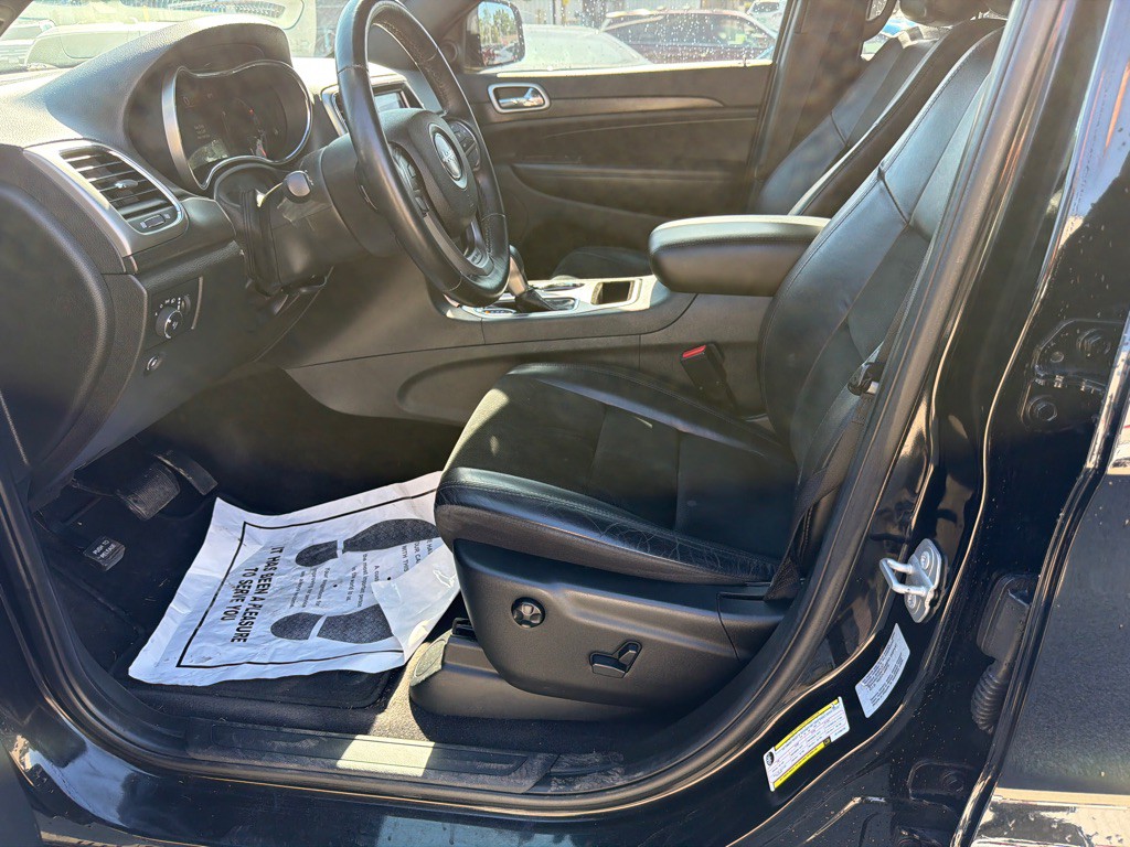 2018 Jeep Grand Cherokee Image 13